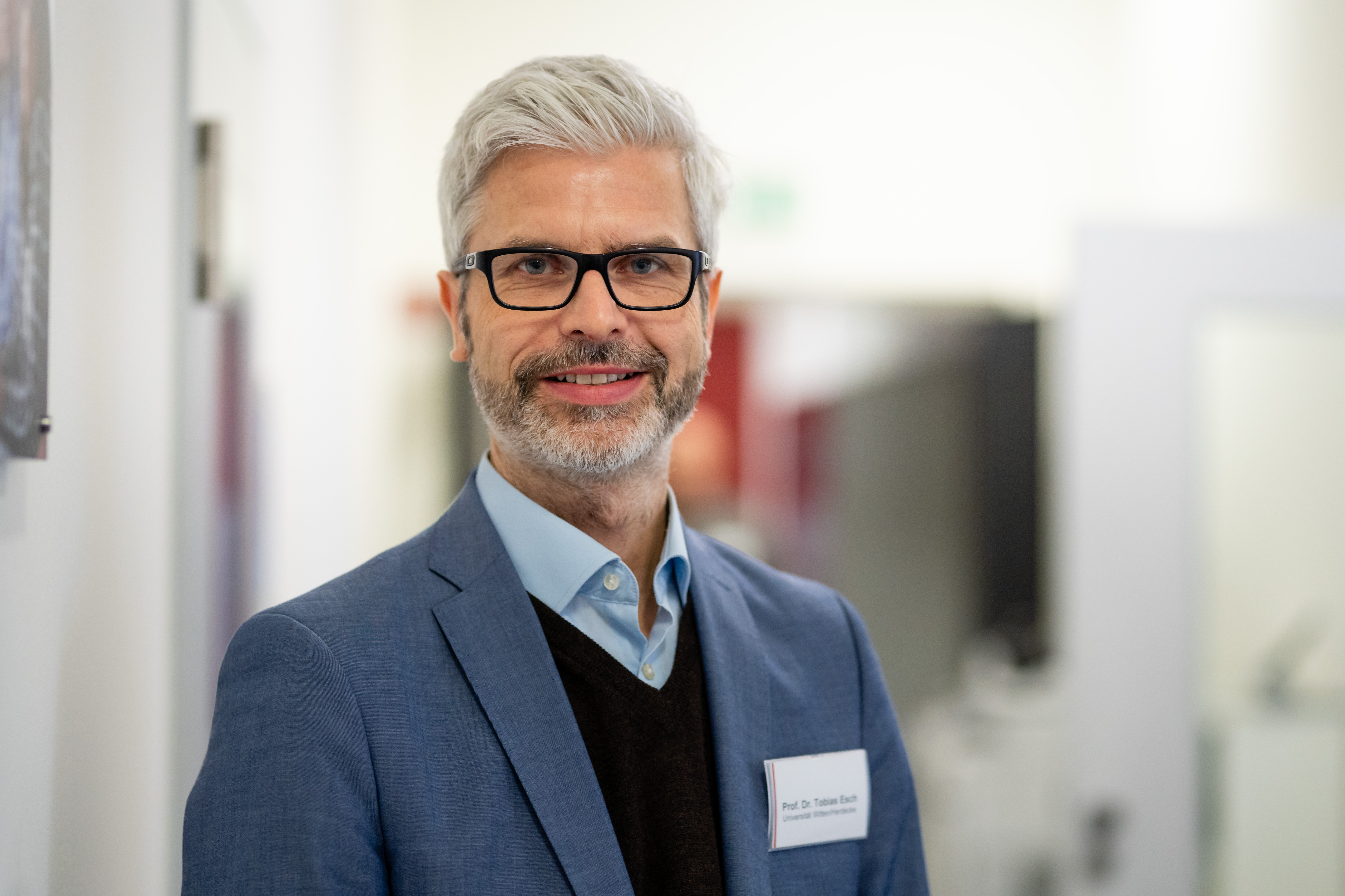 Prof. Dr. Tobias Esch