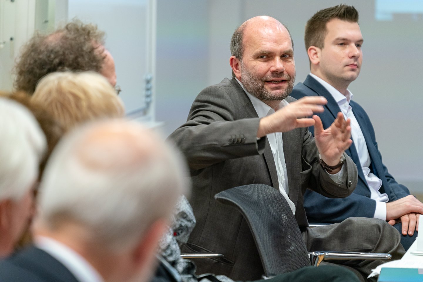 Reinhard Busse in der Diskussion mit anderen Experten im Think Lab