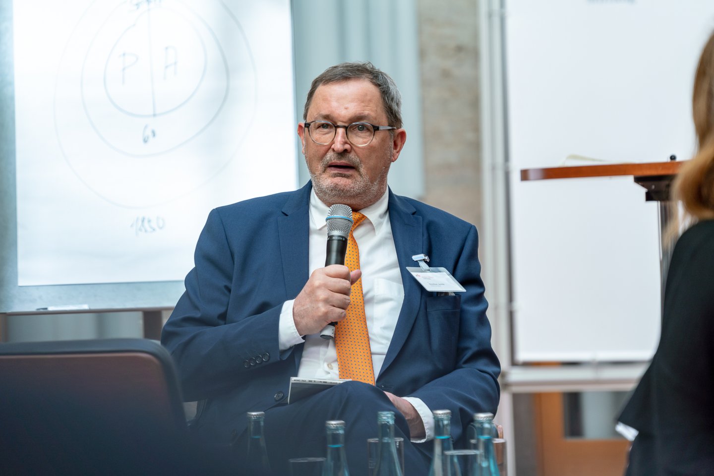 Dr. Günther Jonitz in der ersten Podiumsdiskussion